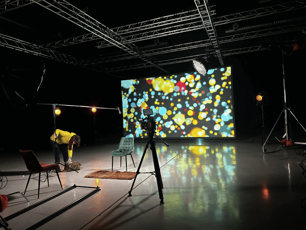 LED Walls vs Projectors